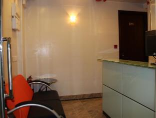Comfort Guest House E Гонконг Экстерьер фото